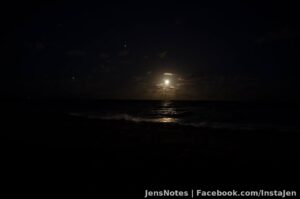 Moon higher up in the sky over the Atlantic.. Big white dots are aircraft waiting in line to come in for a landing :)