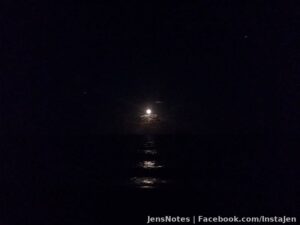 Absolutely gorgeous moonrise over the Atlantic ocean...on a warm beach night. This cell pic does no justice. Real pics later! I loved the atmosphere