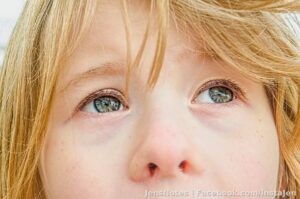 My little Ava's magnifico eyes :)