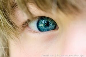 This blue eyeball belongs to my @[100009230577113:2048:Caitlyn Flavell] when she was about 3 - of course, I just found a new treasure trove of