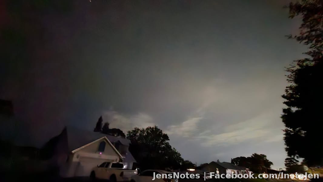 Ok this one was odd at 3am. #Samsung #FloridaSpaceCoast #GeomagneticStorm #PurpleTornado #notsunrise #interference #hotandhumid #floridanightlife #insomniacevents #insomniac @[10160309300898763:49210:@highlight] @[291268366670360:69:Palm Bay & S. Brevard County