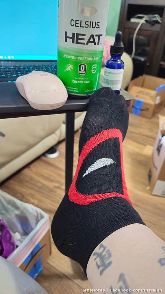 My sock collection is now complete! Ignore that nasty Celsius heat... Ah poetry lol.