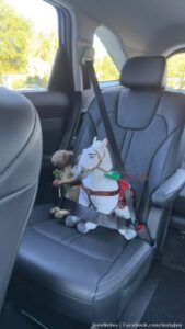 Had to pick up the kids so I'm running late to the shop! Young love ? I